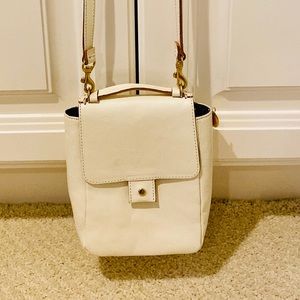 Clare V. Pocket bag in cream